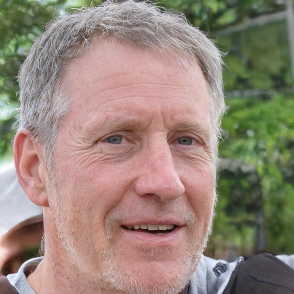 Ritratto professionale di Marco Bertolini